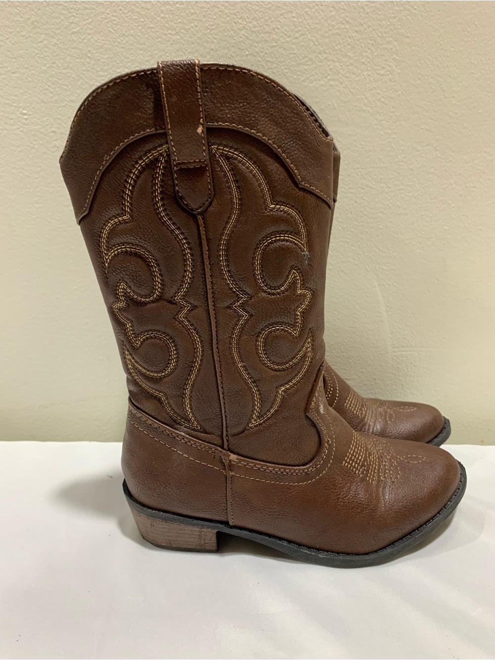 Cat & Jack girls size 1 cowboy boots